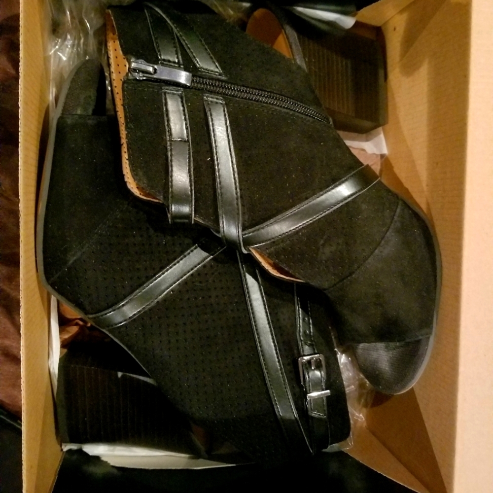 Women shoes